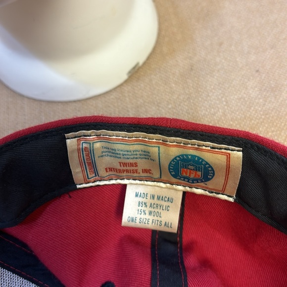 Tampa Bay Buccaneers NFL Cap - Picture 4 of 7